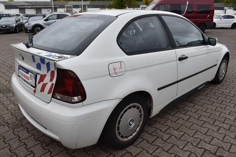 Gebraucht BMW 316 116 PS (85 kW) 2003 Weiß Limousine