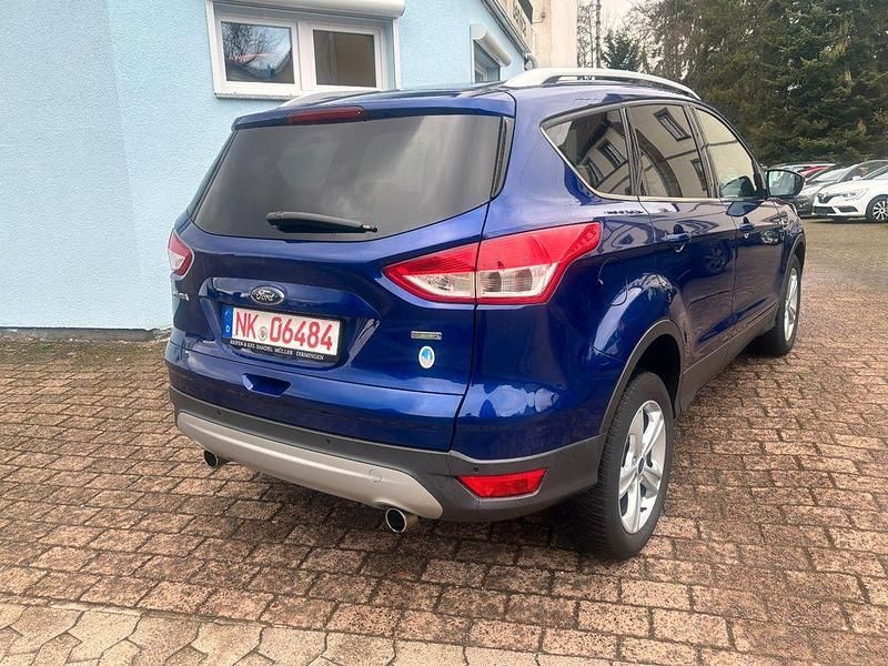 Gebraucht Ford Kuga Titanium 150 PS (110 kW) 2015 Blau SUV