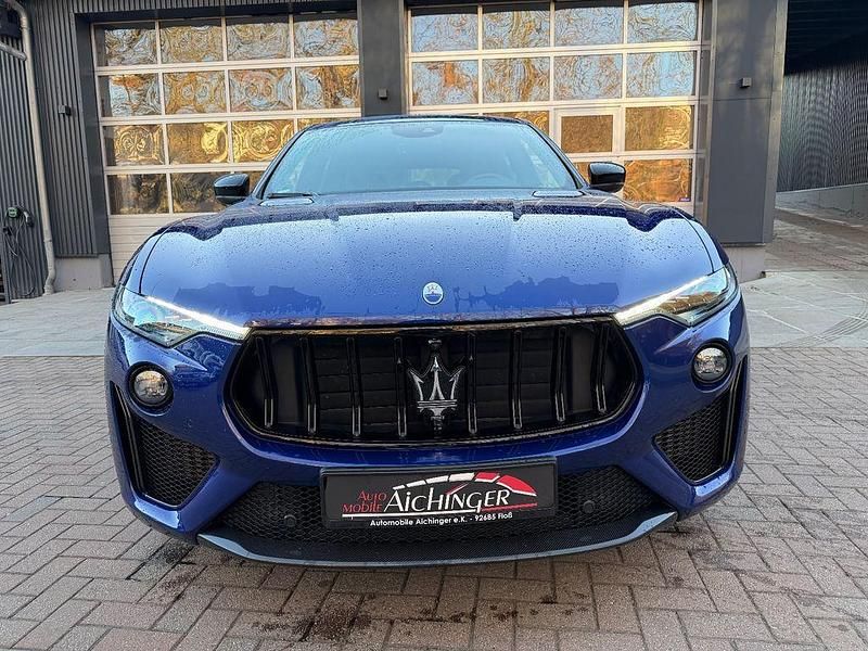 Gebraucht Maserati Levante 581 PS (427 kW) 2020 Blau SUV