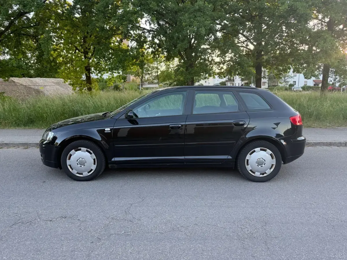 Brugt Audi A3 Attraction 105 HK (77 kW) 2007 Sort Hatchback