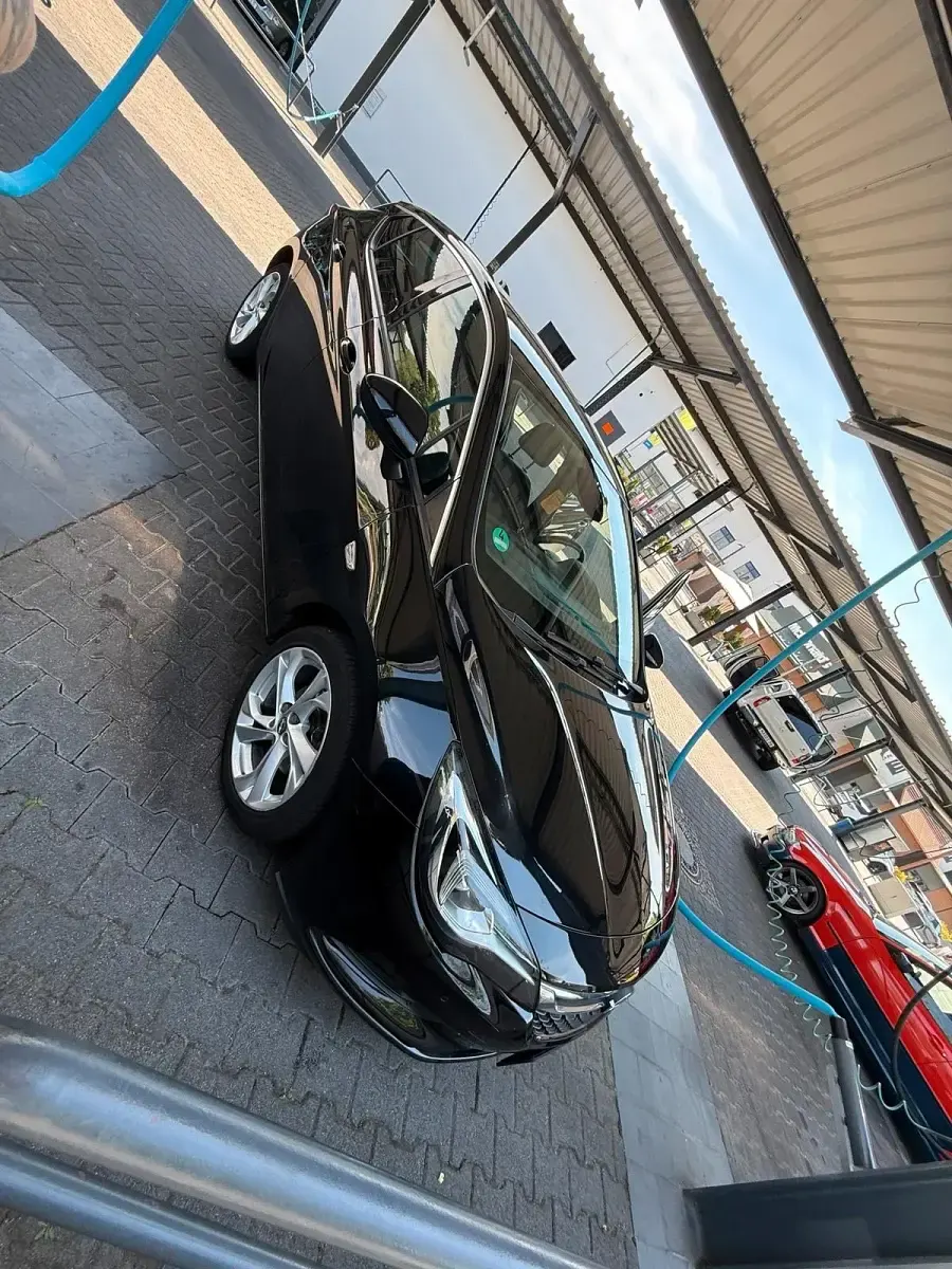 Gebraucht Opel Astra 150 PS (110 kW) 2017 Schwarz Limousine