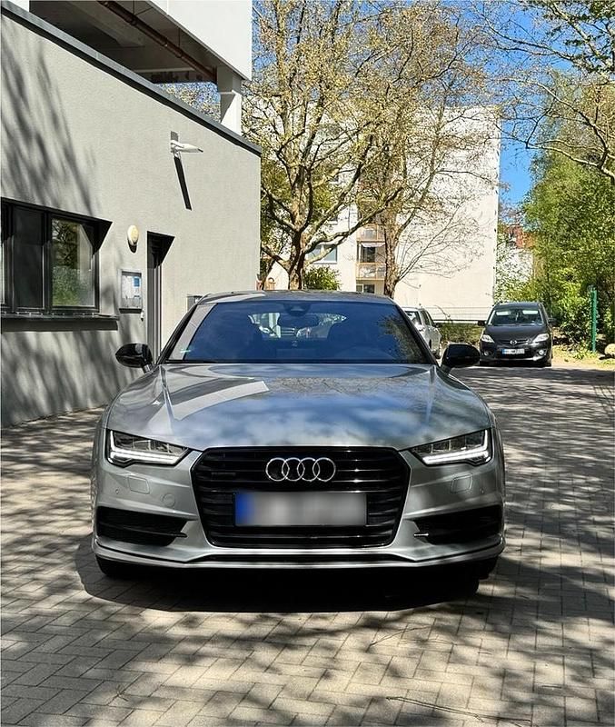 Second-hand Audi A7 Competition 326 CP (239 kW) 2015 Argintiu Hatchback