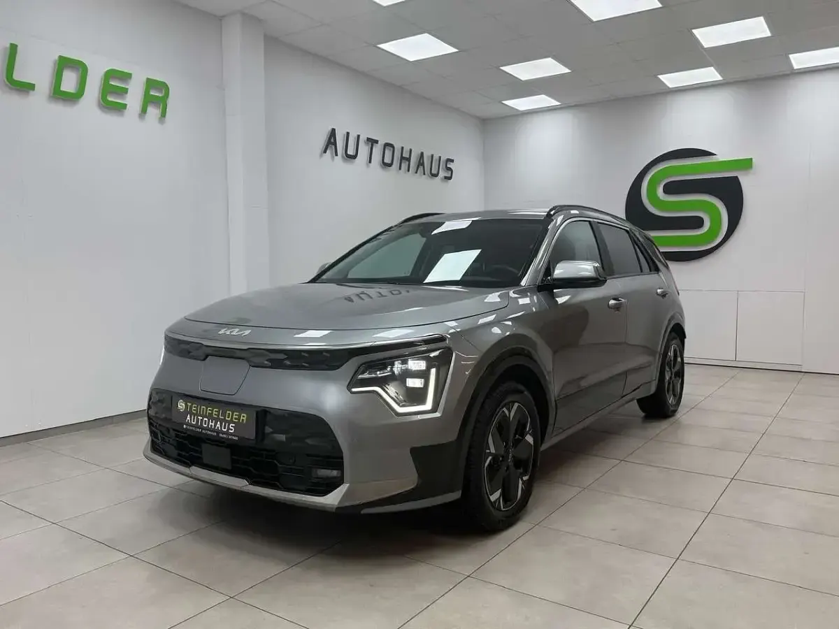 Gebraucht Kia e-Niro Inspiration 150 kW (204 PS) 2024 Steel grey SUV