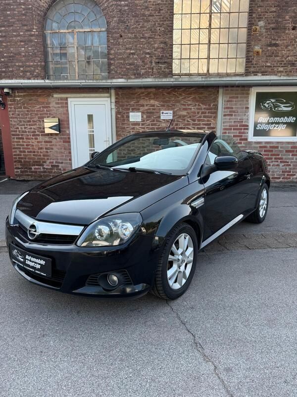 Schwarz Gebraucht 2005 Opel Tigra Sport Cabrio | 2.350 € (Fairer Preis) - Bild 1/4