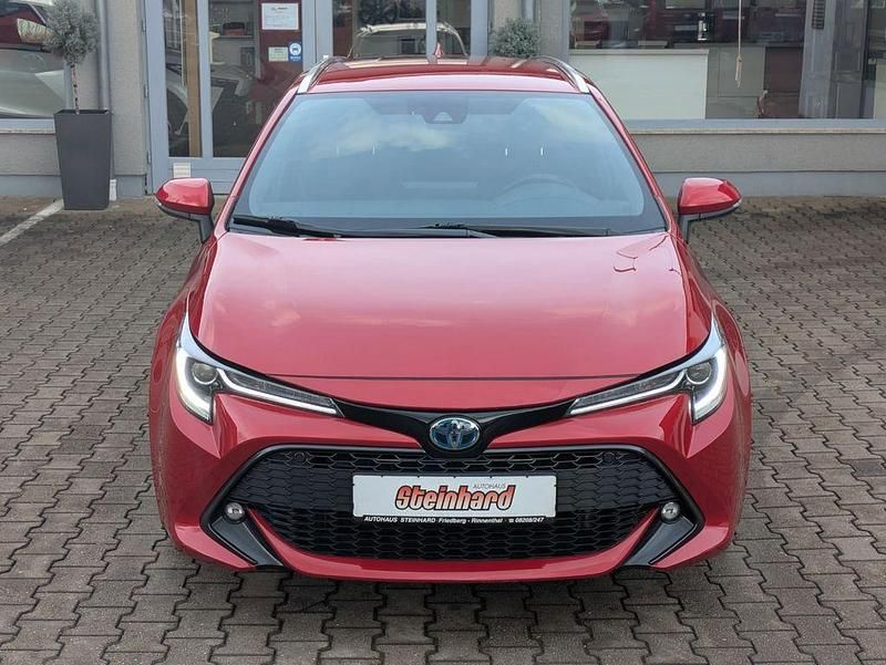 Gebraucht Toyota Corolla Team 184 PS (135 kW) 2021 Rot Limousine
