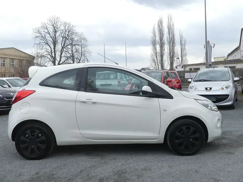 Gebraucht Ford Ka Trend 69 PS (50 kW) 2011 Weiß Kleinwagen