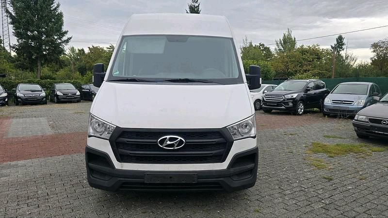 Weiß Gebraucht 2018 Hyundai H 350 Van | 4.999 € (Superpreis) - Bild 1/4