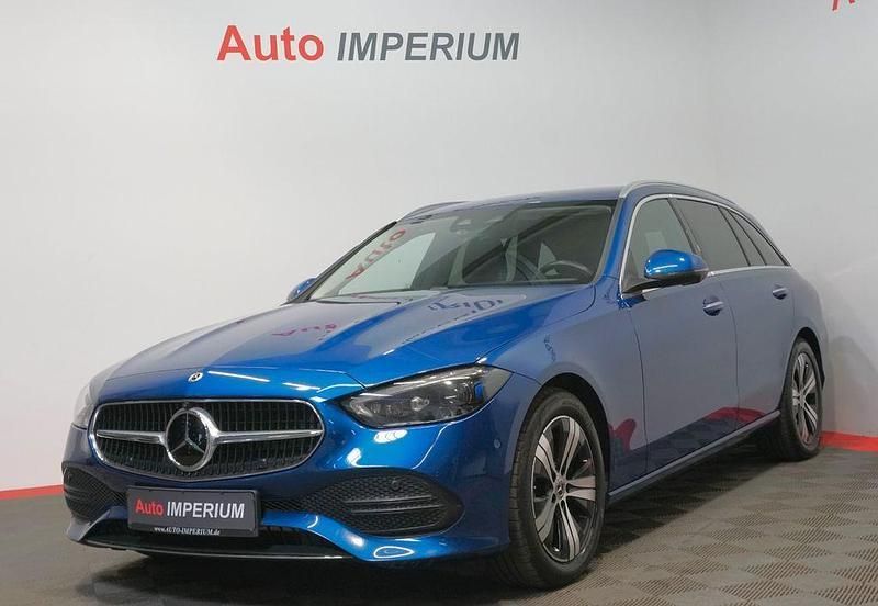 Blau Gebraucht 2023 Mercedes C220 Kombi | 31.990 € (Guter Preis) - Bild 1/4
