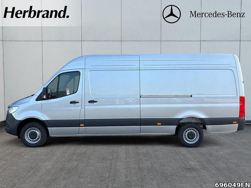 Neu Mercedes Sprinter 170 PS (125 kW) 2026 Silber Van