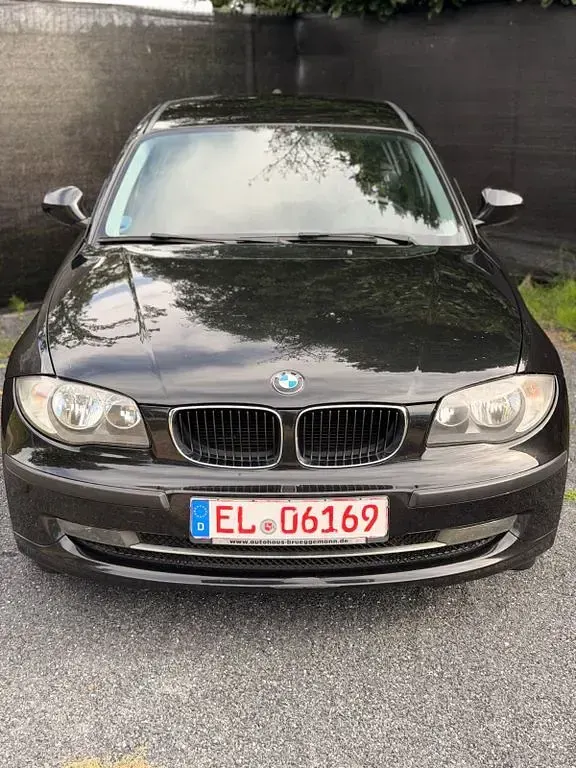 Gebraucht BMW 118 Performance 143 PS (105 kW) 2010 Schwarz Kleinwagen
