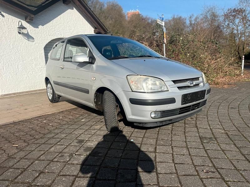 Gebraucht Hyundai Getz 63 PS (46 kW) 2003 Silber Kleinwagen