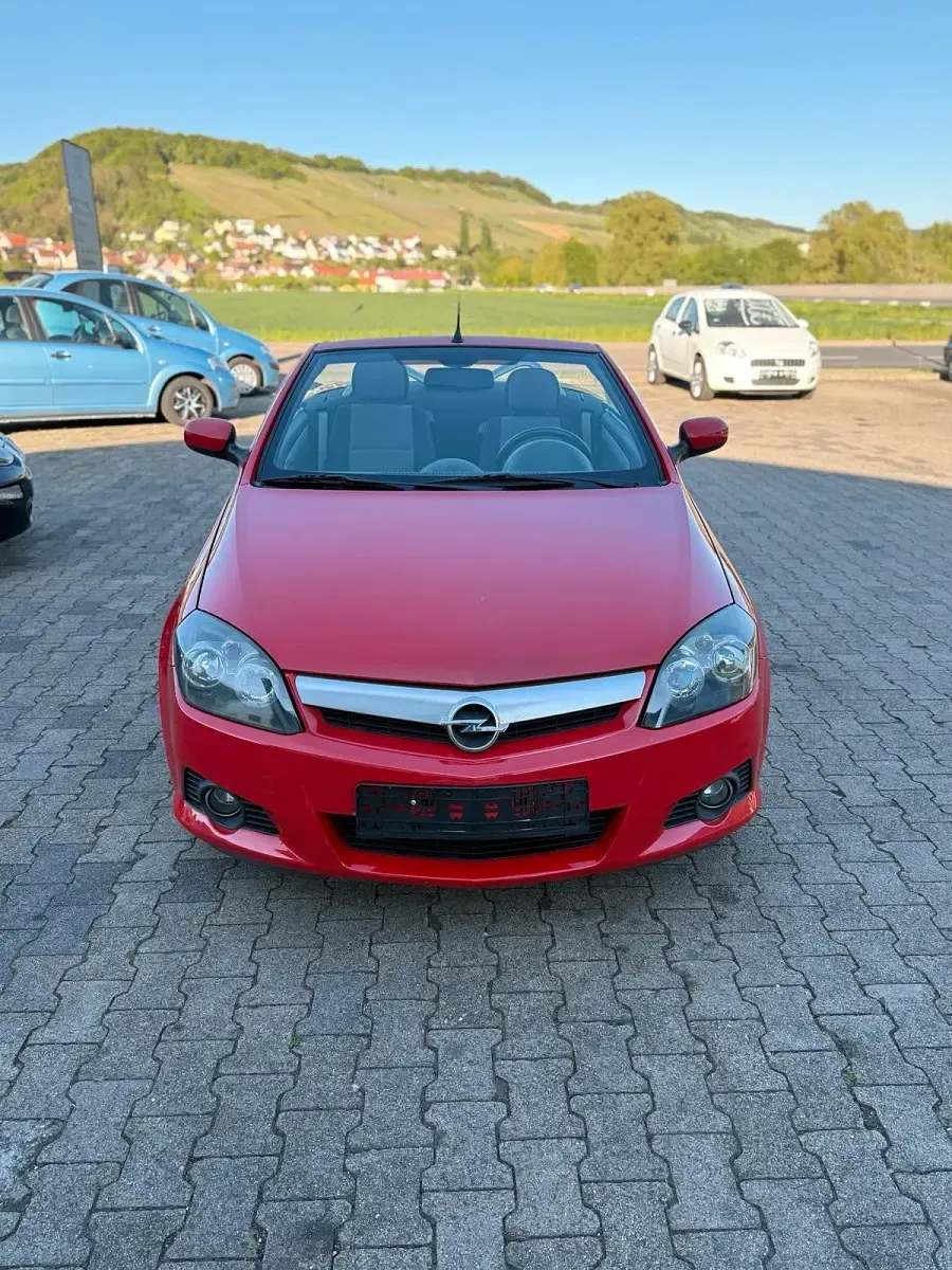 Gebraucht Opel Tigra 125 PS (91 kW) 2005 Rot Cabrio
