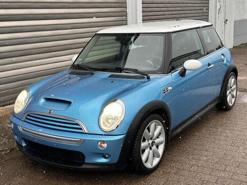 Blau Gebraucht 2004 Mini Cooper S Kleinwagen | 1.650 € - Bild 1/4