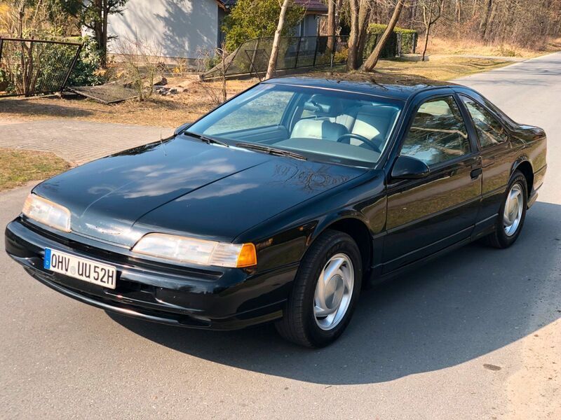 Second-hand Ford Thunderbird 209 CP (153 kW) 1990 Negru Coupe