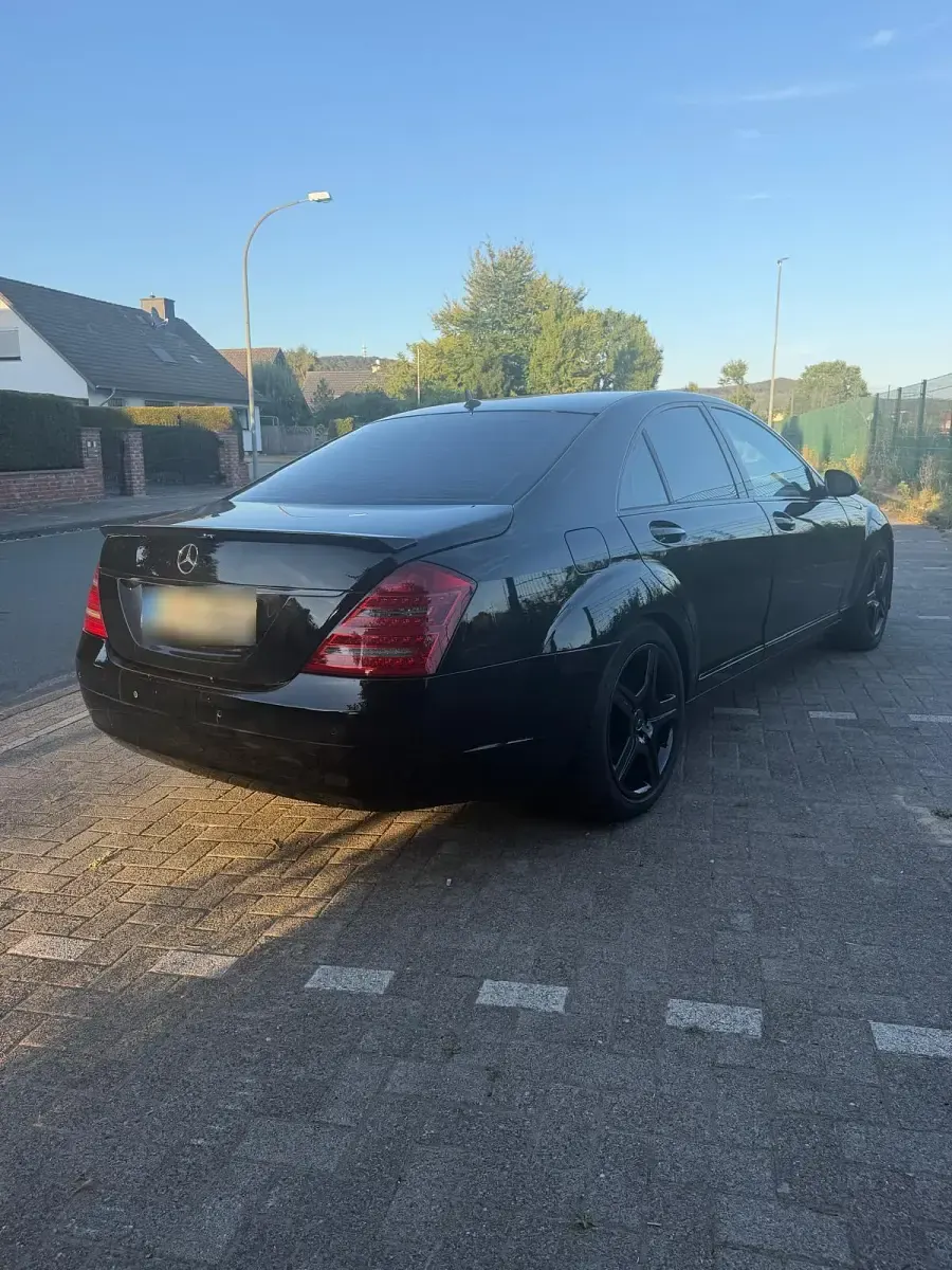 Gebraucht Mercedes S320 235 PS (172 kW) 2007 Schwarz Limousine