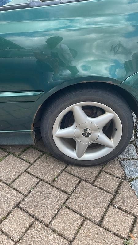 Gebraucht VW Golf Cabriolet 101 PS (74 kW) 1999 Grün Cabrio