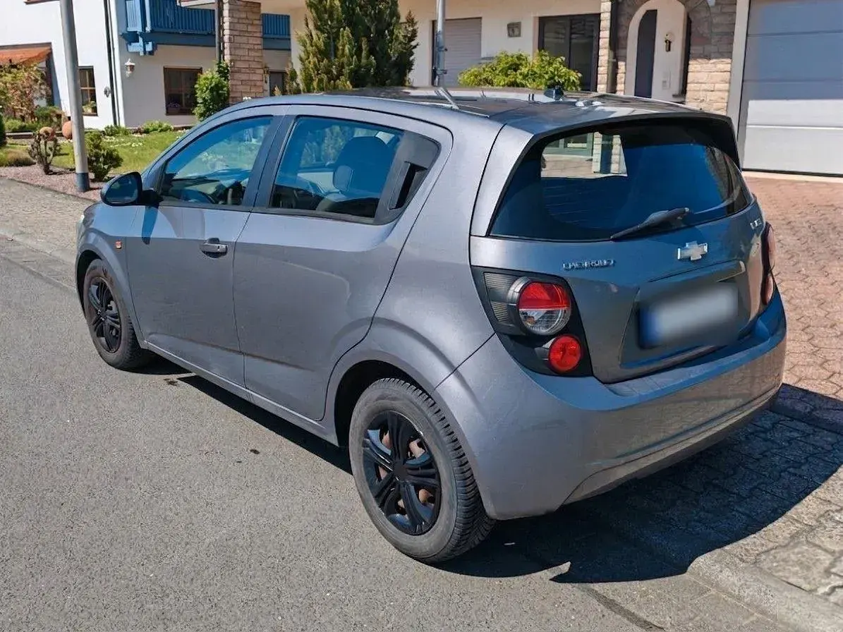 Occasion Chevrolet Aveo LT 86 ch (63 kW) 2012 Gris Berline