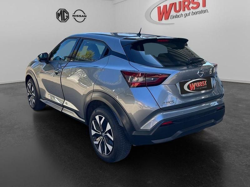 Second-hand Nissan Juke Acenta 114 CP (83 kW) 2022 Gri SUV