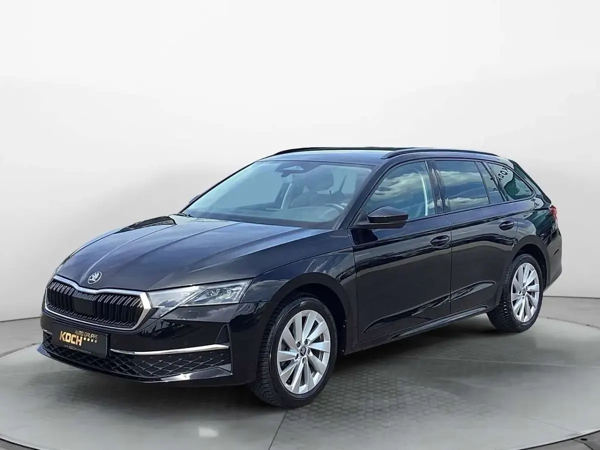 Gebraucht Skoda Octavia Selection 150 PS (110 kW) 2025 Schwarzmagic perleffekt Kombi