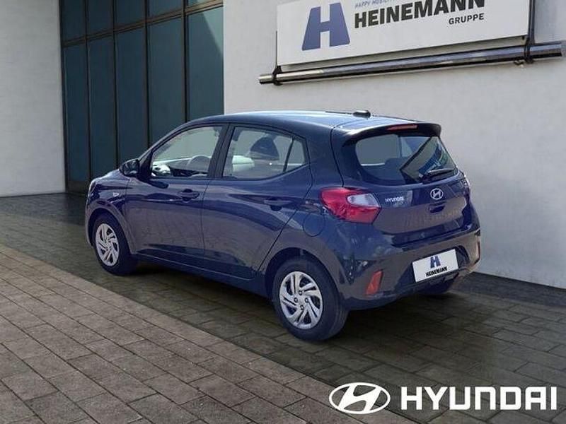 Gebraucht Hyundai i10 Select 63 PS (46 kW) 2025 Phantom black Kleinwagen