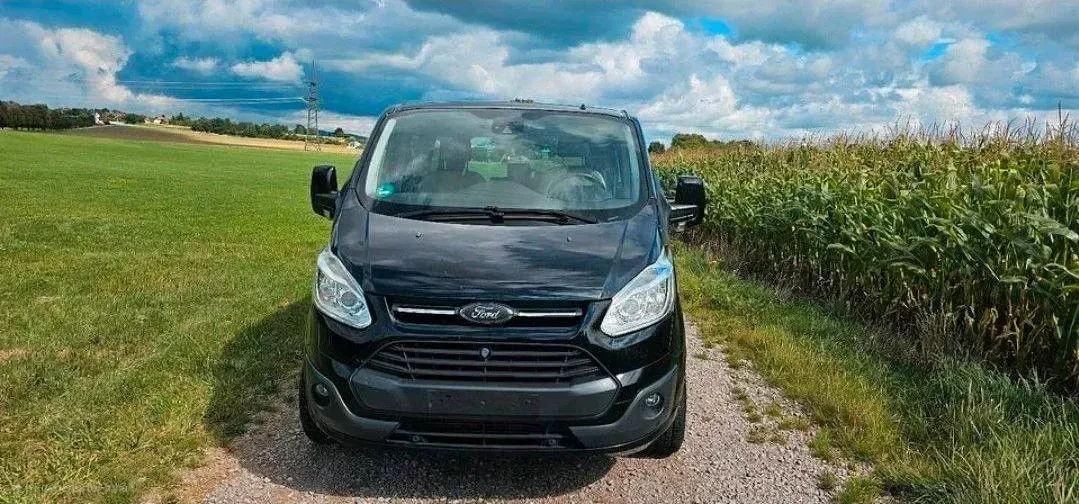Gebraucht Ford Tourneo 155 PS (114 kW) 2014 Schwarz Van / Kleinbus