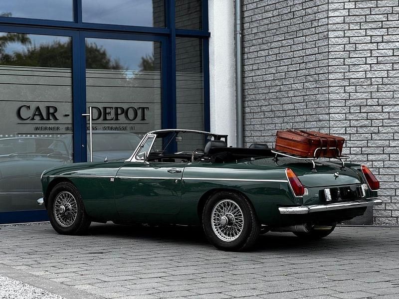 Second-hand MG B 97 CP (71 kW) 1978 Verde Cabrio