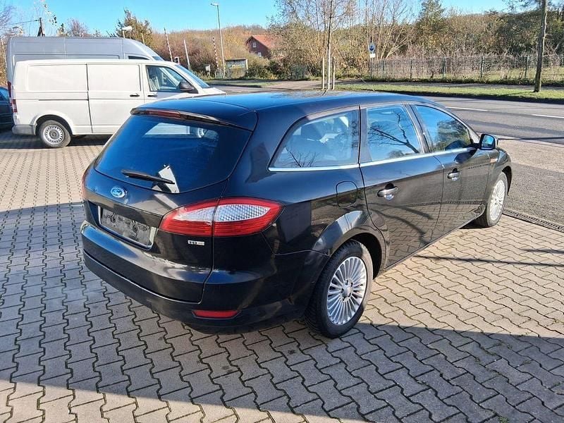 Gebraucht Ford Mondeo Titanium 140 PS (102 kW) 2007 Schwarz Limousine