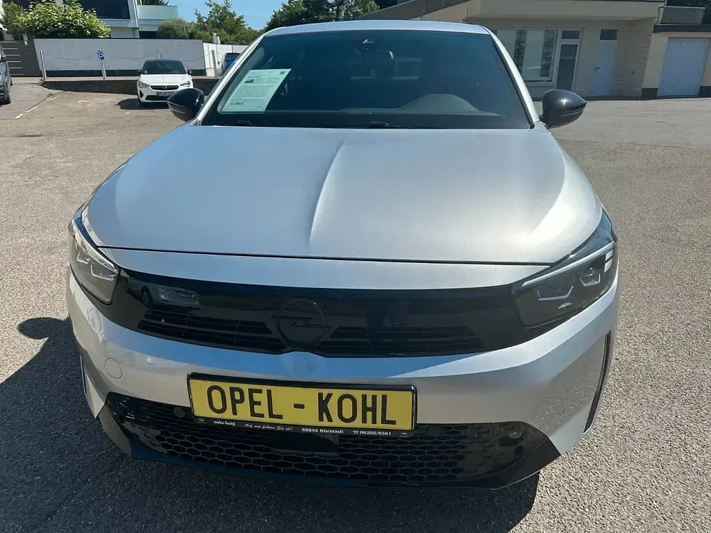 Gebraucht Opel Corsa 101 PS (74 kW) 2025 Silber Kleinwagen