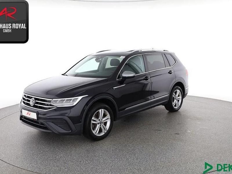 Schwarz (metallic) Gebraucht 2022 VW Tiguan Allspace SUV | 33.480 € (Superpreis) - Bild 1/4