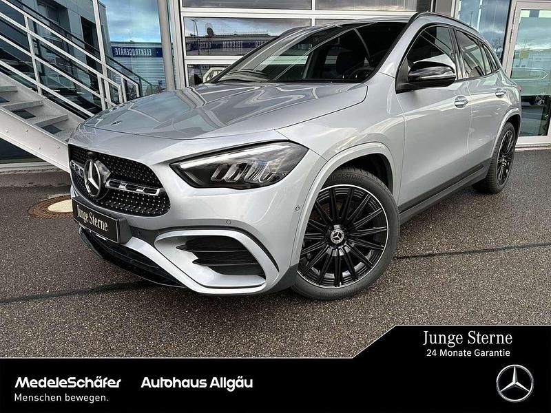 Silber Gebraucht 2025 Mercedes GLA200 AMG SUV | 41.740 € (Fairer Preis) - Bild 1/4