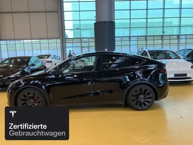 Gebraucht Tesla Model Y Performance 392 kW (533 PS) 2023 Solid black SUV
