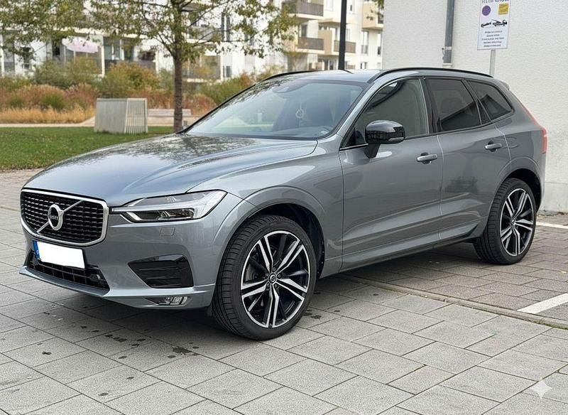 Gebraucht Volvo XC60 R-Design 310 PS (228 kW) 2019 Grau SUV