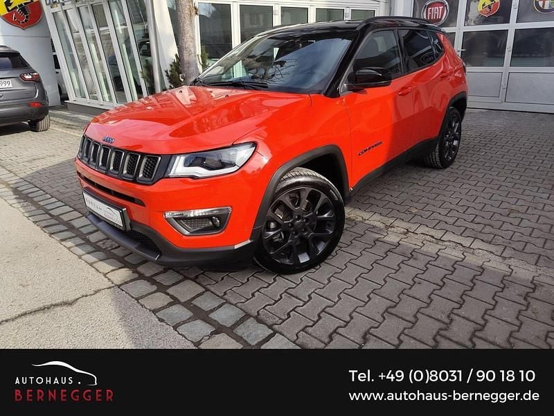 Rot (colorado rot) Gebraucht 2021 Jeep Compass SUV | 24.950 € (Fairer Preis) - Bild 1/4