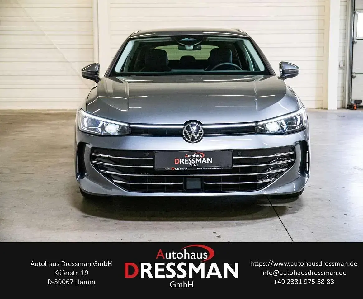 Gebraucht VW Passat Business 150 PS (110 kW) 2025 Diabasgrau metallic Kombi