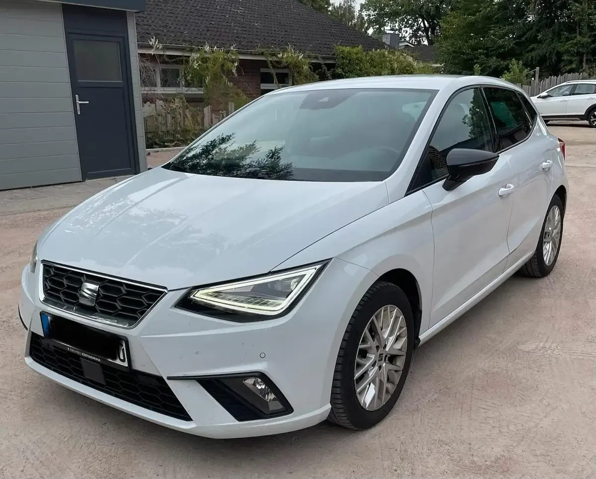 Gebraucht Seat Ibiza FR-Line 115 PS (84 kW) 2025 Weiß Kleinwagen