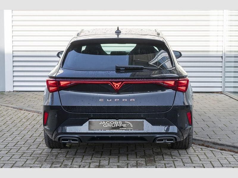 Neu Cupra Leon 204 PS (150 kW) 2025 Midnightblack Kombi