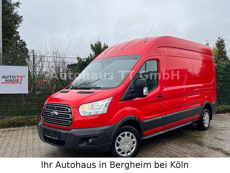 Rot Gebraucht 2016 Ford Transit Trend Van / Kleinbus | 13.850 € (Guter Preis) - Bild 1/4
