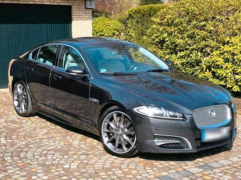 Gebraucht Jaguar XF S 275 PS (202 kW) 2012 Grau Limousine