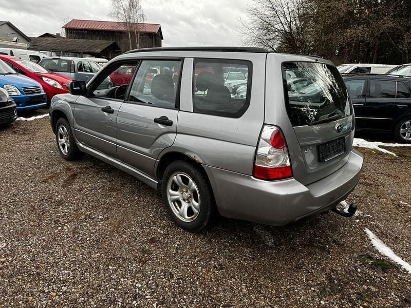 Gebraucht Subaru Forester Active 158 PS (116 kW) 2008 Silber SUV