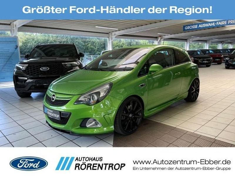 Gruen Gebraucht 2014 Opel Corsa Edition Limousine | 10.979 € (Teuer) - Bild 1/3