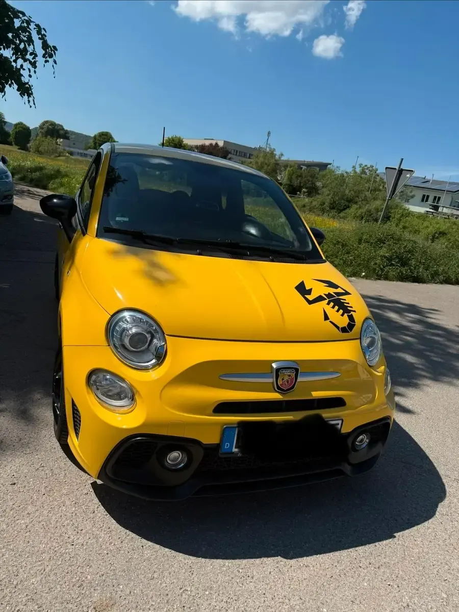 Gebraucht Abarth 595 145 PS (106 kW) 2019 Gelb Kleinwagen