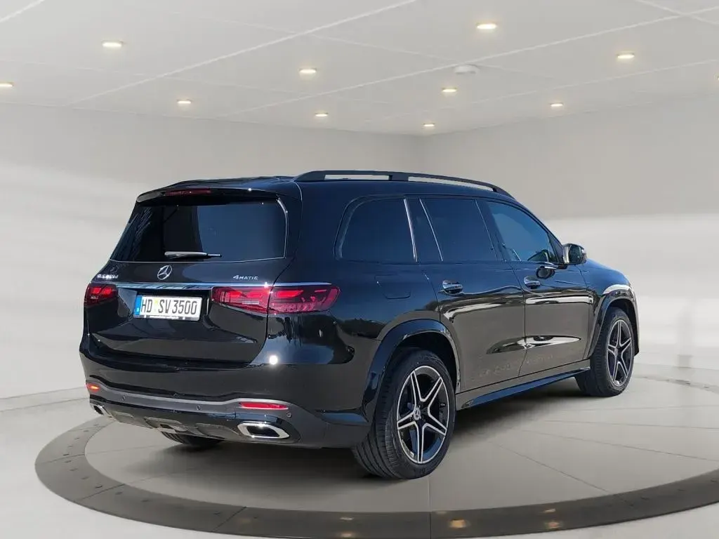 Gebraucht Mercedes GLS350 AMG 313 PS (230 kW) 2026 Schwarz SUV