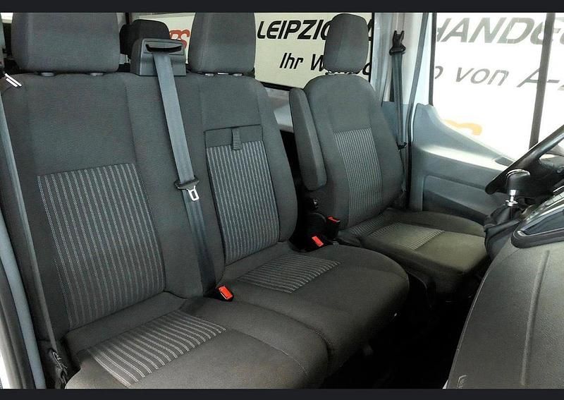 Second-hand Ford Transit 131 CP (96 kW) 2018 Gri Monovolum