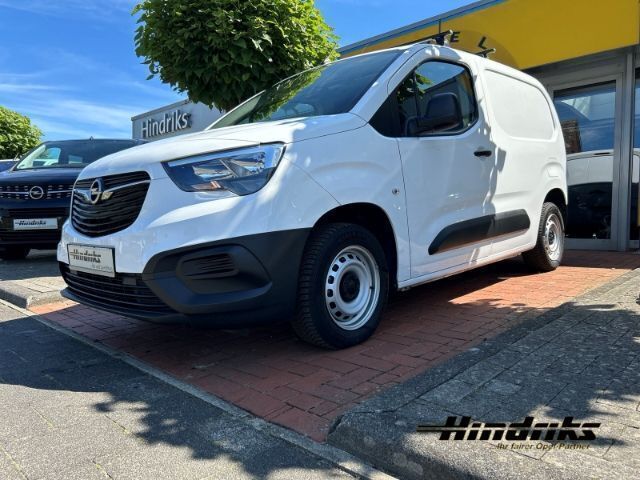 Weiss Gebraucht 2020 Opel Combo Selection Van / Kleinbus | 17.950 € - Bild 1/4