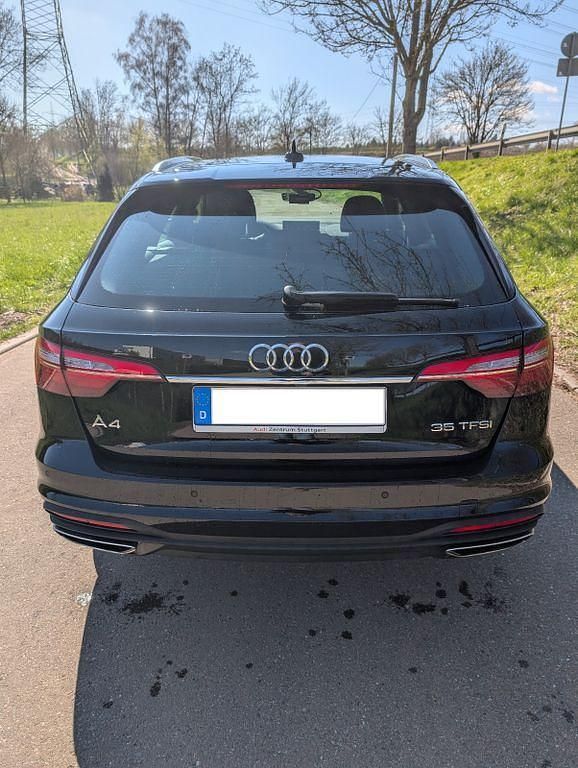 Gebraucht Audi A4 Comfort 150 PS (110 kW) 2021 Schwarz Kombi