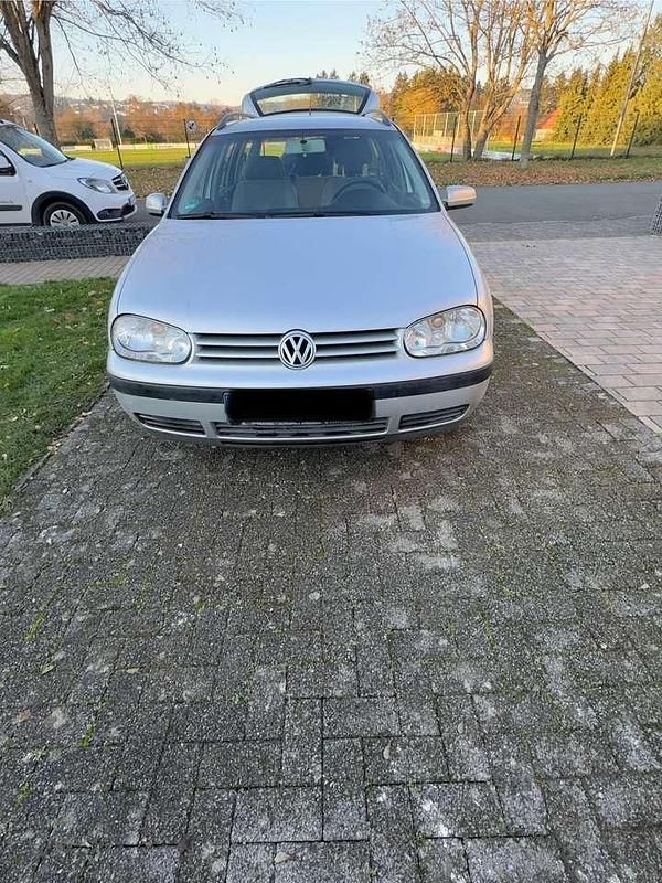 Grau Gebraucht 2005 VW Golf IV Ocean Limousine | 3.500 € (Etwas zu teuer) - Bild 1/4