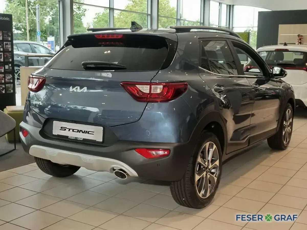 Neu Kia Stonic Spirit 101 PS (74 kW) 2025 Denimblau SUV