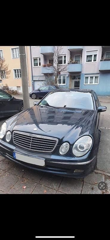 Gebraucht Mercedes E220 Avantgarde 150 PS (110 kW) 2002 Limousine