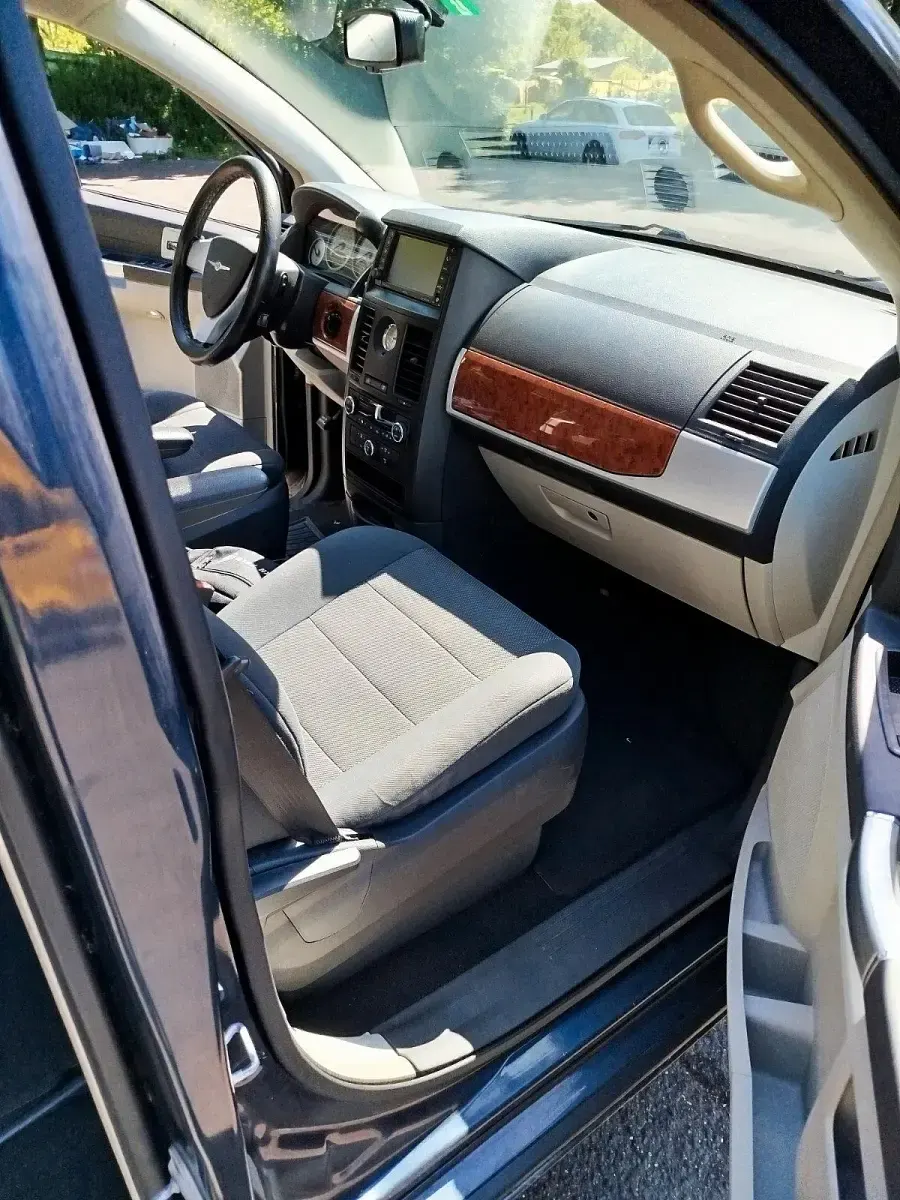 Gebraucht Chrysler Voyager 168 PS (123 kW) 2008 Blau Van / Kleinbus