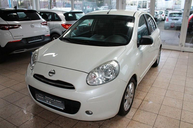 Gebraucht Nissan Micra Acenta 98 PS (72 kW) 2012 Weiß Kleinwagen